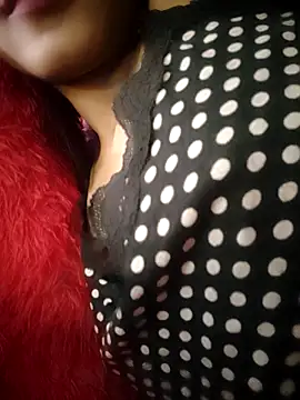 Snapshot of Hot_Goldengirl chatting on 03/01/25, 08:31 Hot Goldengirl online show from 03/01/25, 08:31