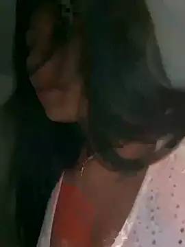 Snapshot of luisa16xxx chatting on 12/24/24, 01:06 luisa16xxx online show from 12/24/24, 01:06