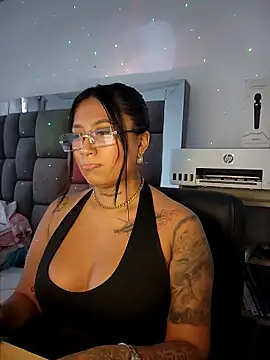 luisa16xxx online show from 04/20/26, 07:48