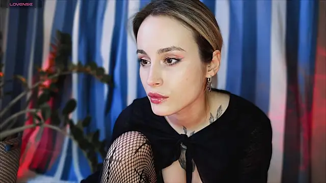 Snapshot of aviva_faith chatting on 12/02/25, 05:08 aviva faith online show from 12/02/25, 05:08