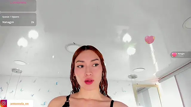 Snapshot of _Antonnela_ chatting on 02/20/26, 02:17 Antonnela online show from 02/20/26, 02:17