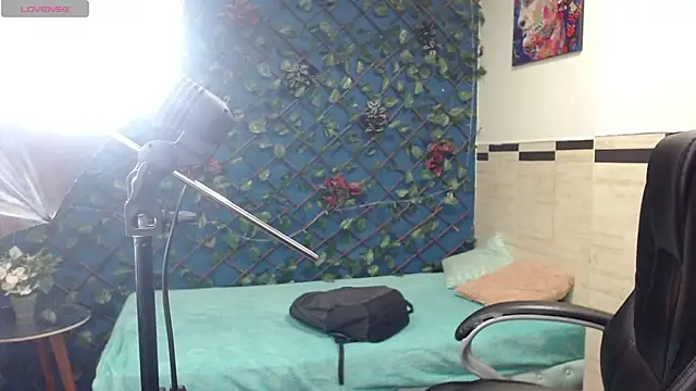 Waturox online show from 03/06/25, 01:05