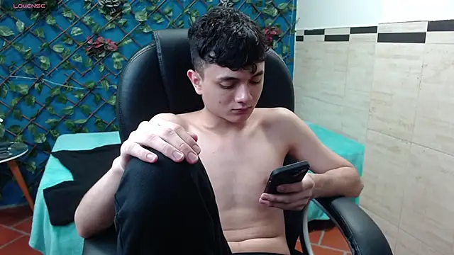 Waturox online show from 03/21/25, 07:13