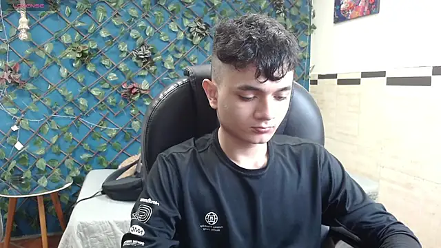 Waturox online show from 10/23/25, 07:23