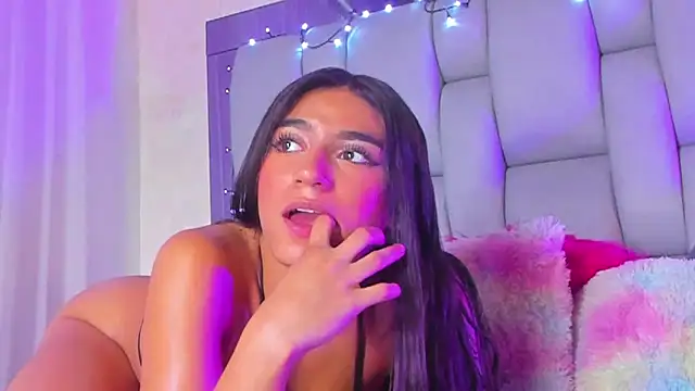 sophiieTaylor1 online show from 02/27/25, 09:11