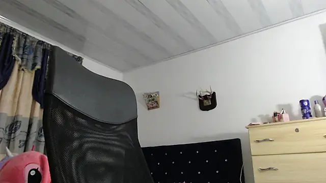 sweet cutetras22 online show from 01/29/25, 10:58