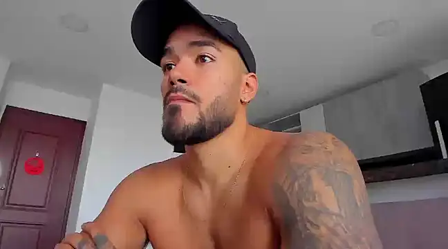 Alexander Martines online show from 12/30/24, 08:58