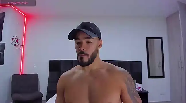 Alexander Martines online show from 01/23/25, 01:41