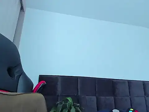 Alexander Martines online show from 04/11/26, 04:55