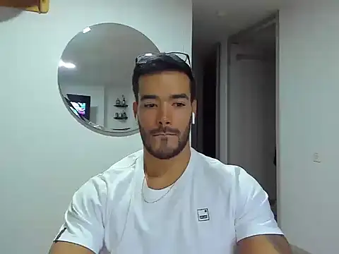 Alexander Martines online show from 07/19/26, 12:36