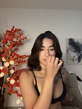 VictoriaHiill online show from 05/26/26, 06:15