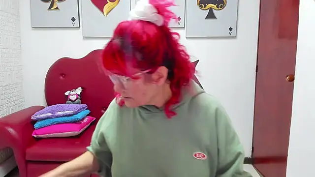 Snapshot of Salomeediaz_ chatting on 01/17/26, 09:51 Salomeediaz online show from 01/17/26, 09:51