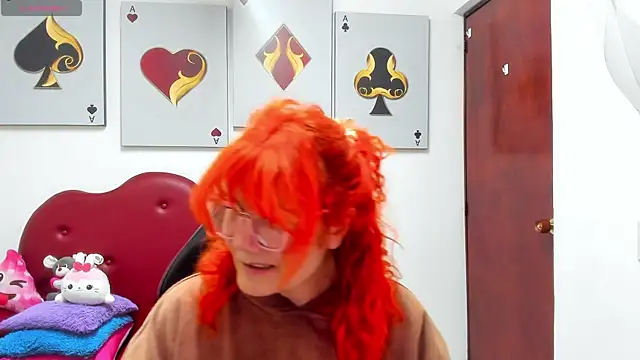 Snapshot of Salomeediaz_ chatting on 02/21/26, 09:05 Salomeediaz online show from 02/21/26, 09:05