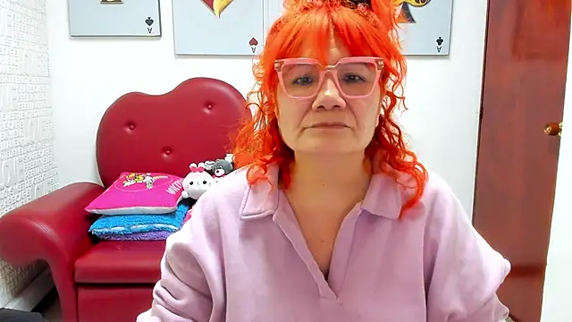 Snapshot of Salomeediaz_ chatting on 02/24/26, 09:02 Salomeediaz online show from 02/24/26, 09:02