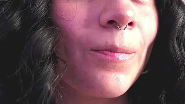 nahiapaws online show from 03/12/25, 03:29