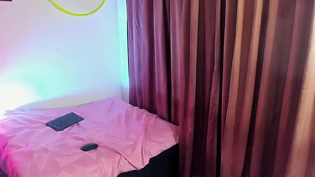 Snapshot of nicole_volkov chatting on 01/11/25, 02:09 nicole volkov online show from 01/11/25, 02:09