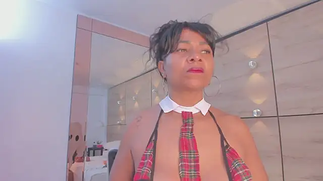 martina touss online show from 10/20/25, 11:43