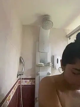 Charlotte cute18 online show from 12/14/24, 11:23