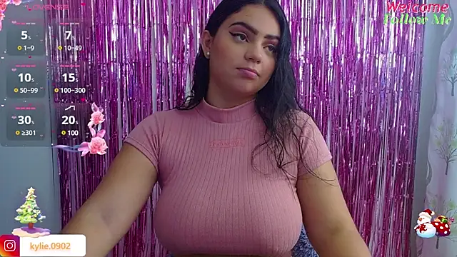 karol 9 online show from 12/28/24, 03:04