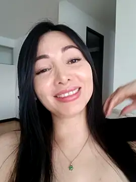 Snapshot of _monicab chatting on 02/25/25, 04:21 monicab online show from 02/25/25, 04:21