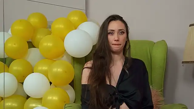 AliceMunro online show from 02/28/25, 03:59