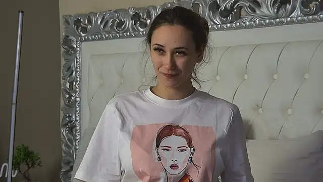 AliceMunro online show from 04/17/26, 08:23