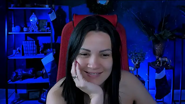 Snapshot of KarolinaRobinson chatting on 12/27/24, 06:53 KarolinaRobinson online show from 12/27/24, 06:53