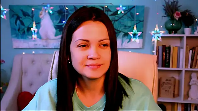 Snapshot of KarolinaRobinson chatting on 12/28/24, 06:08 KarolinaRobinson online show from 12/28/24, 06:08