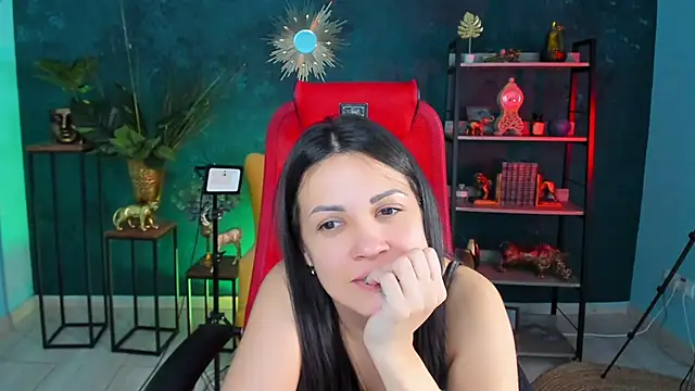 Snapshot of KarolinaRobinson chatting on 01/27/25, 03:50 KarolinaRobinson online show from 01/27/25, 03:50