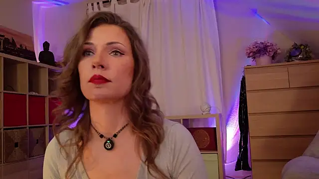 ilucyme online show from 03/07/25, 05:28