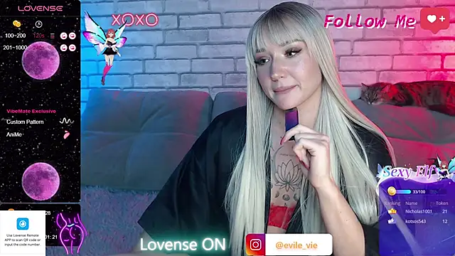 Snapshot of Eva_Evile chatting on 03/09/25, 03:05 Eva Evile online show from 03/09/25, 03:05