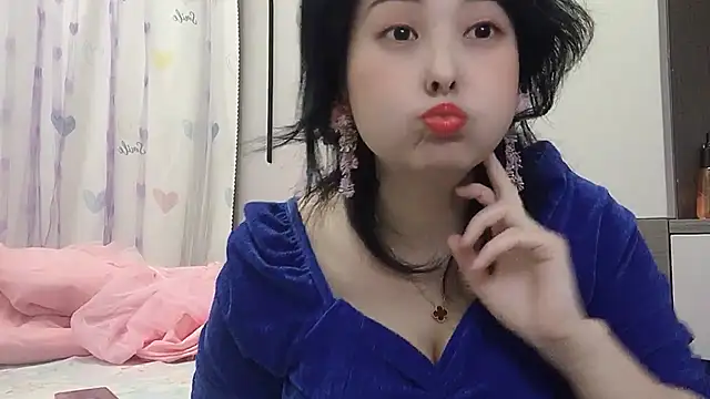 Hanicarrot online show from 12/27/24, 12:07