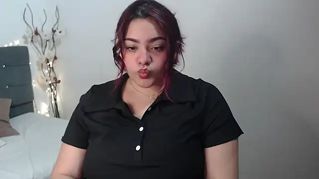 KathyGonzalez online show from 02/07/25, 04:14