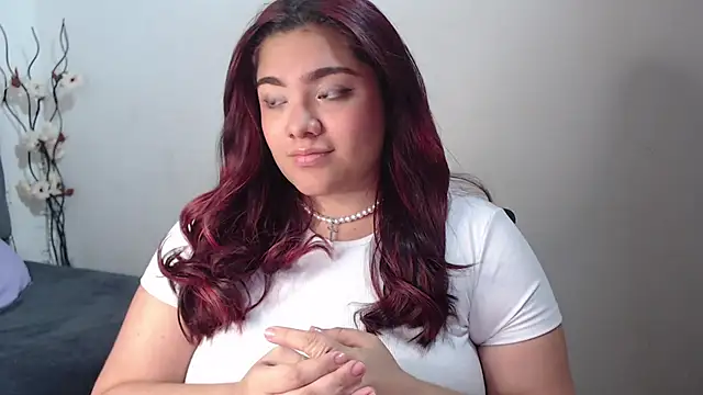 KathyGonzalez online show from 02/15/25, 08:54