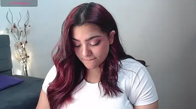 KathyGonzalez online show from 02/18/25, 01:33