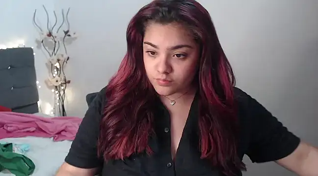 KathyGonzalez online show from 03/04/25, 12:07