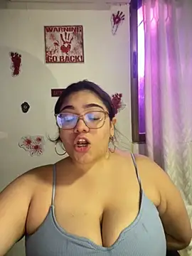 KathyGonzalez online show from 10/13/25, 11:43