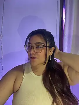 KathyGonzalez online show from 12/03/25, 09:46