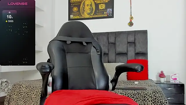 MattRodriguez9 online show from 03/17/25, 05:16