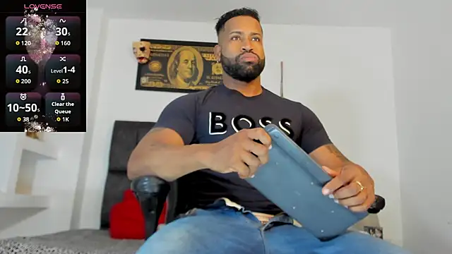 Snapshot of MattRodriguez9 chatting on 10/18/25, 11:11 MattRodriguez9 online show from 10/18/25, 11:11