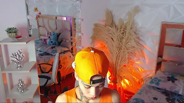 Jonesliam23 online show from 01/07/26, 06:54