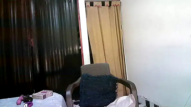 kimmiemm online show from 11/28/25, 12:13