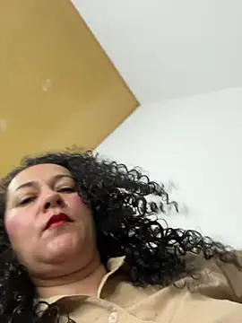 luisa curli online show from 12/23/25, 04:21