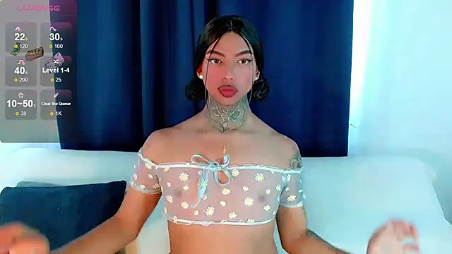 laura sweett120 online show from 11/18/25, 03:38