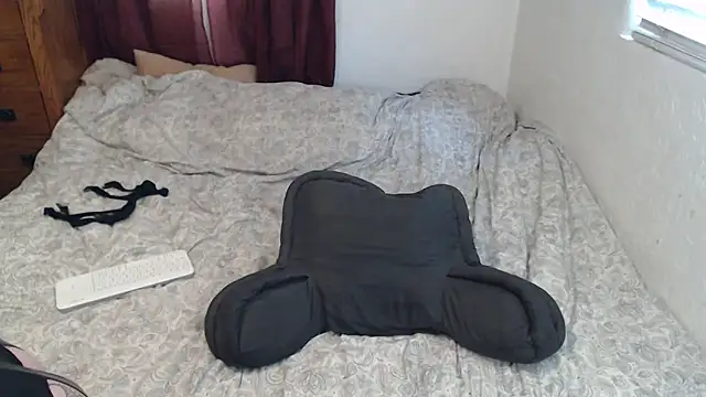 anja peach online show from 04/22/26, 04:30