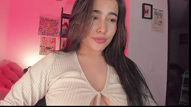 Snapshot of sol__angel chatting on 12/27/24, 08:45 sol angel online show from 12/27/24, 08:45