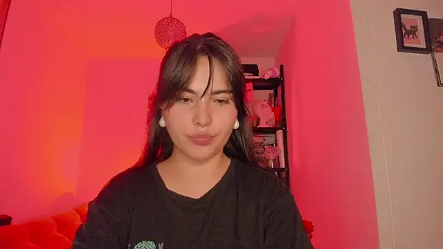 Snapshot of sol__angel chatting on 02/28/25, 09:15 sol angel online show from 02/28/25, 09:15