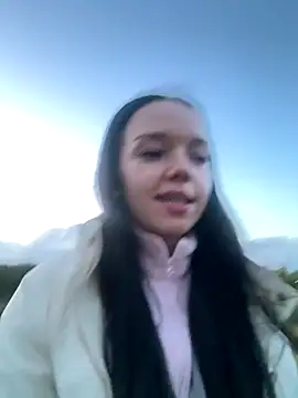 Vanesskaa online show from 10/31/25, 04:52