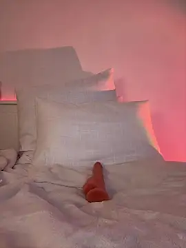 Vanesskaa online show from 11/05/25, 11:49