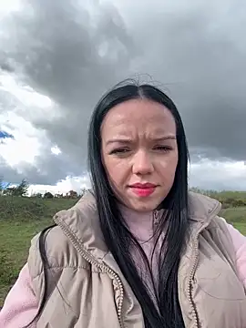 Vanesskaa online show from 04/18/26, 03:49